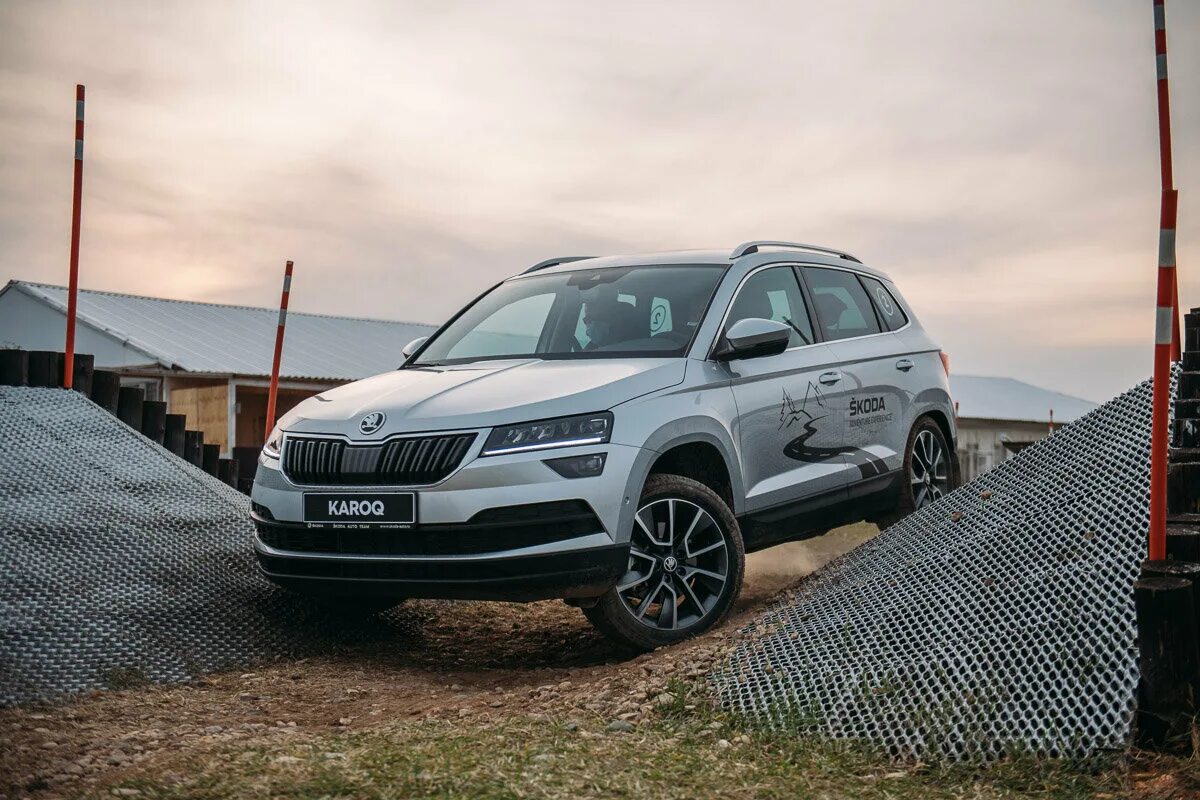 Skoda karoq 1. Шкода карок полный привод 2022. Karoq 2021. 4. 4.