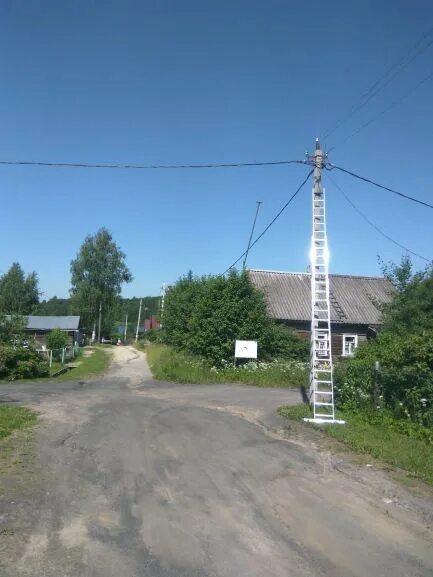 Погода в шугозеро на месяц. Шугозеро день поселка. Шугозеро фото. Шугозеро тихвин озеро. Озеро шугозеро рыбалка.