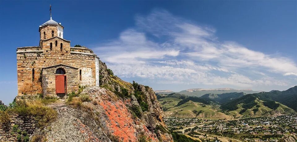 Шоанинский храм домбай. Аланское городище нижний архыз. Шоанинский храм карачаево. Храмы в кчр. Храмы в кчр.