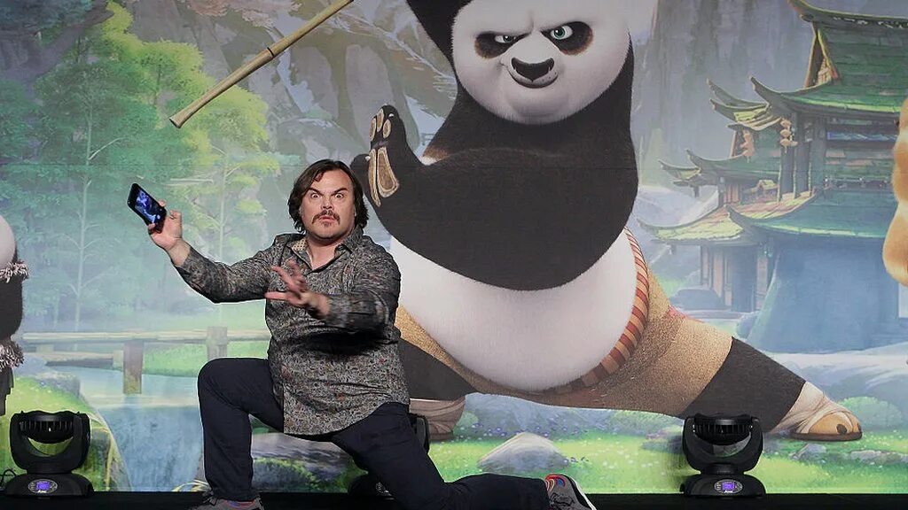Кунг фу панда кинотеатр уфа. Джек Блэк кунг фу Панда. Галустян кунг фу Панда.