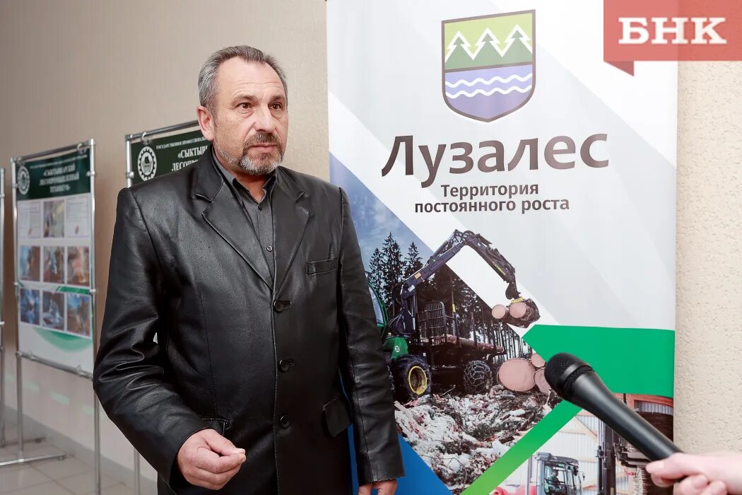 Владимир Уйба посетил баскетбольный матч "НИКА" (Сыктывкар) - "Динамо" (Курск) Р