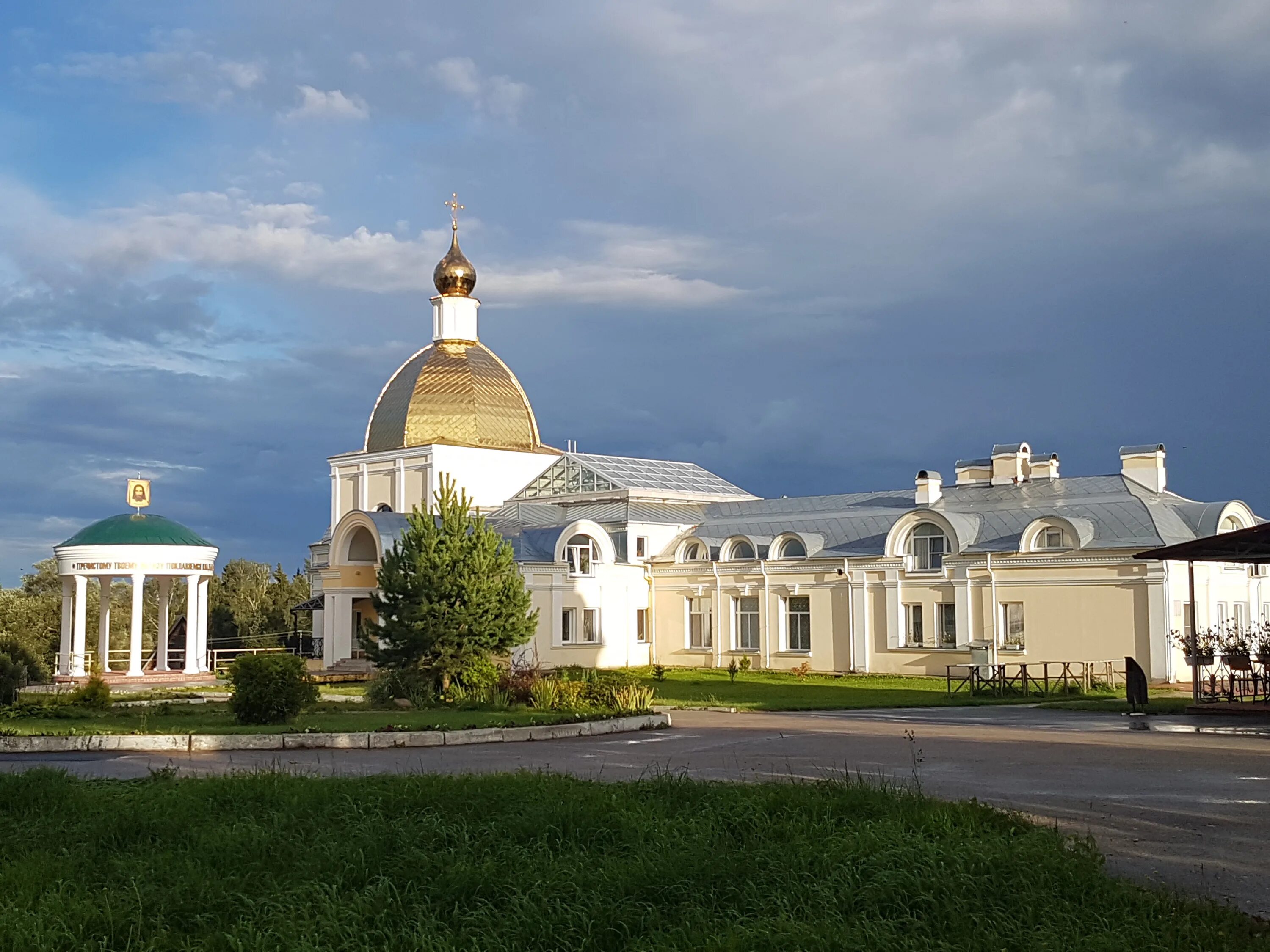 клыково мужской монастырь. монастырь спаса нерукотворного пустынь. храм спаса нерукотворного в клыково. клыково мужской монастырь. клыково калужская область монастырь.