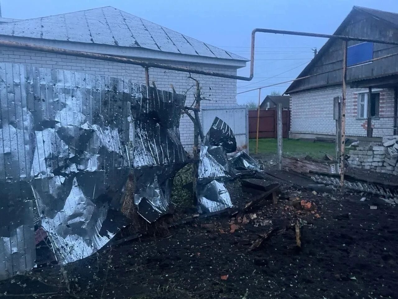 Брянск новости обстрел брянская. Поселок Суземка Брянской области. Обстреляли поселок Суземка. Обстрел ВСУ Брянской области. Обстрел Суземки Брянская область.