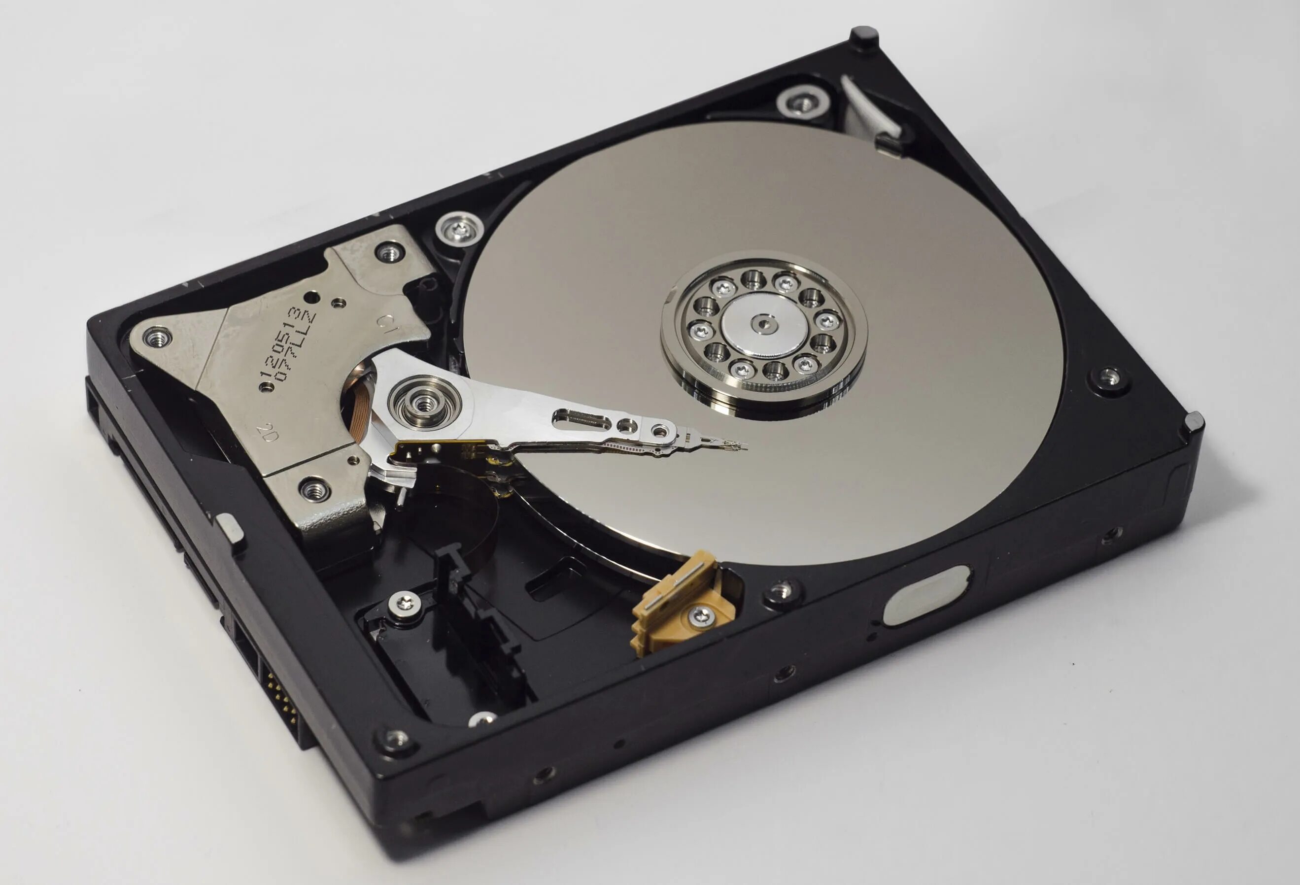 Винчестер - hard Drive. (HDD – hard Disk Driver). Дисковая система (жёсткий диск и SSD). Жесткий магнитный диск (НЖМД). Хорошие жесткие диски для пк