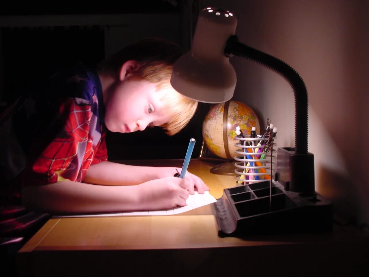 Домашнее задание на английском. Homework memes. Homework мем. You do homework at the moment. How to do your homework.