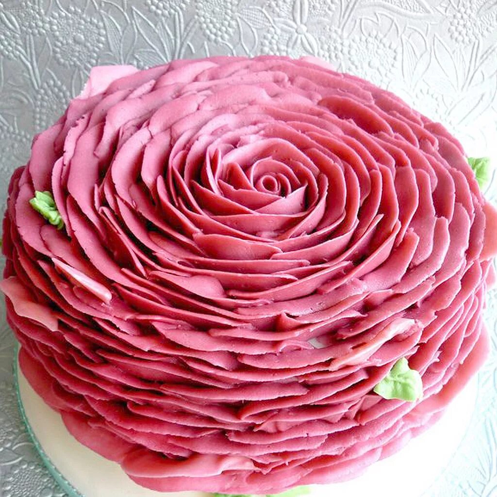 Украшение торта розочками. Украшение торта розами из крема. Торт с розочками. Украшение торта кремовыми цветами. Белковая розочка