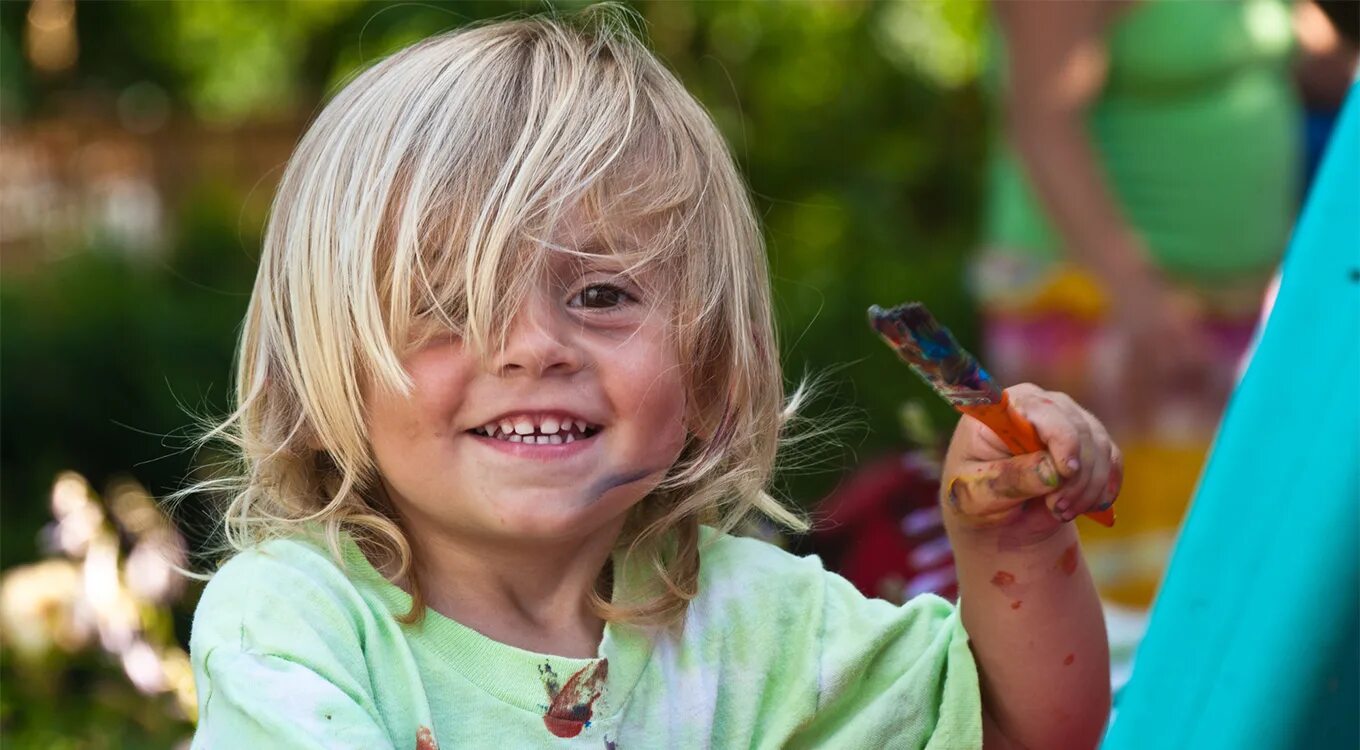 Children pic. Любознательный ребенок. Любопытный ребенок. Увлеченный ребенок. Детская любознательность.