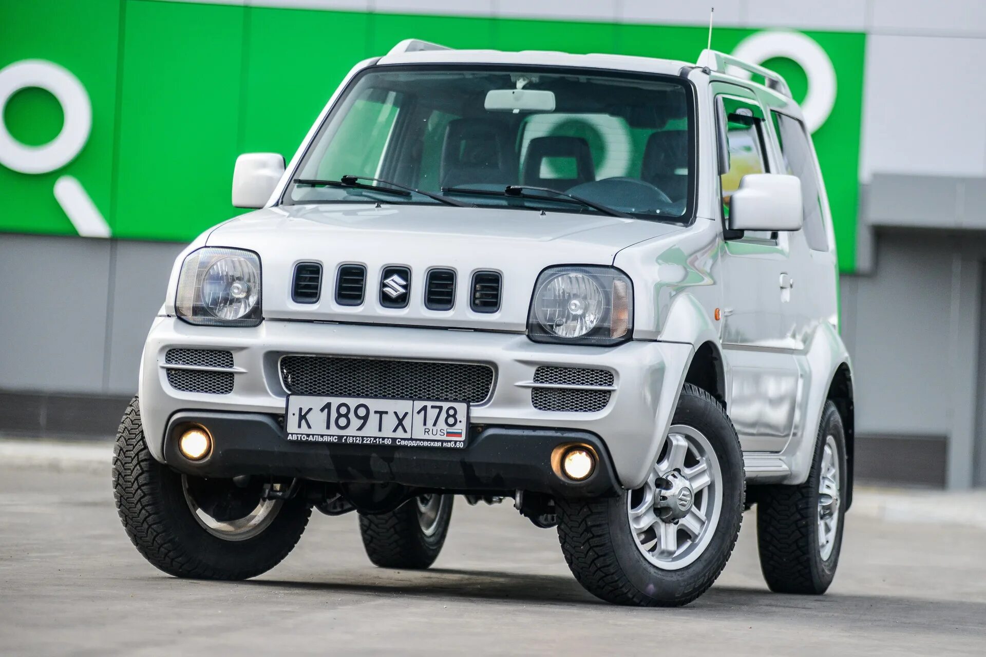 Suzuki Jimny 0,6. Сузуки Джимни левый руль. Сузуки Джимни 1. Jimny 0.7. Купить джимни у официального дилера