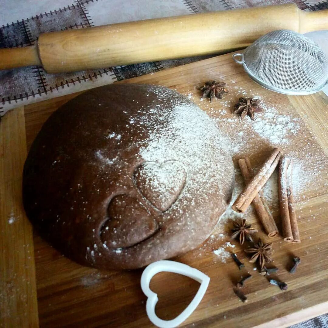 Тест пряничное тесто. Пряничное тесто. тесто для пряников. приготовление теста для пряников. тесто для имбирных пряников.