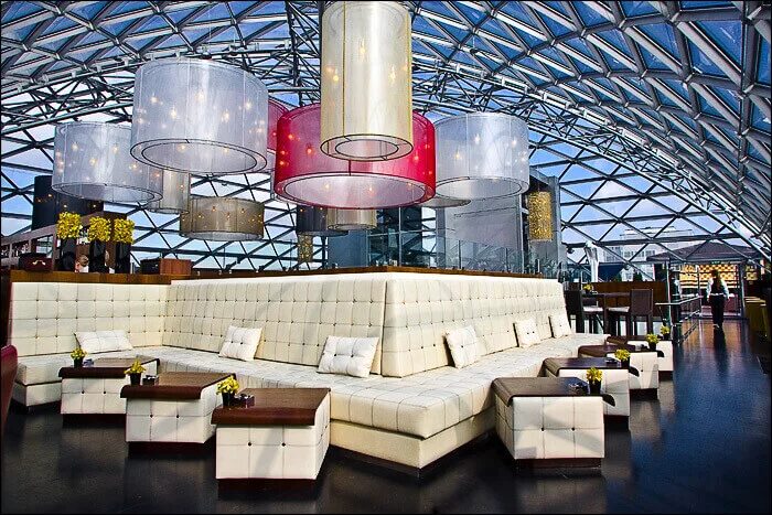 O2 ресторан. O2 lounge ресторан в москве. ритц карлтон o2 lounge. ресторан o2 ритц карлтон. терраса о2 ритц карлтон.