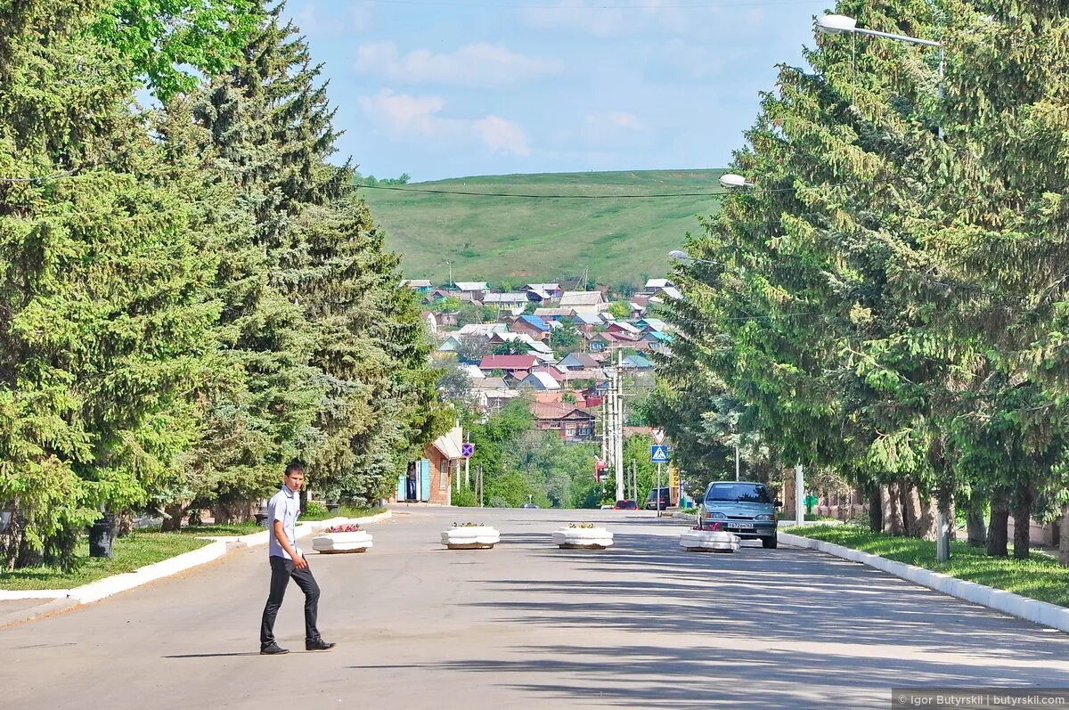 Бугуруслан Оренбургская область. Площадь города Бугуруслан. Гор. Бугуруслан Оренбургской обл.. Набережная город Бугуруслан Оренбургская область. Бугуруслан черемушки телефоны