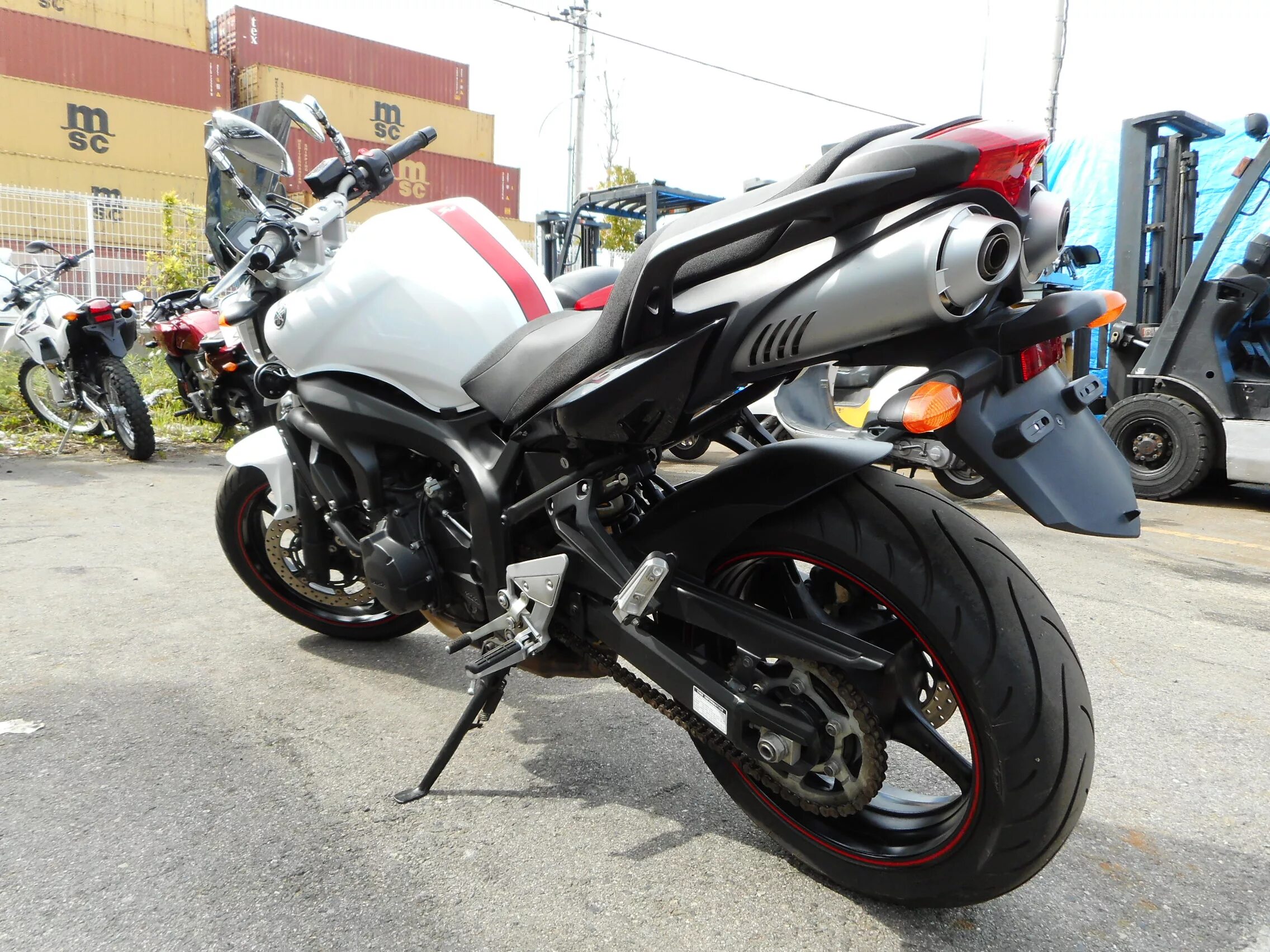 Yamaha fz6. Yamaha fz6 белый. Yamaha fz6r 2012. Yamaha fz6 n