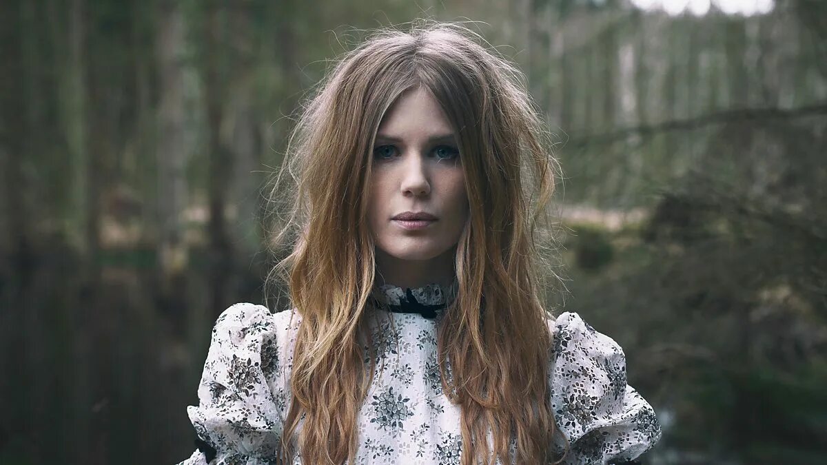 Myrkur. Myrkur певица. amalie bruun myrkur.