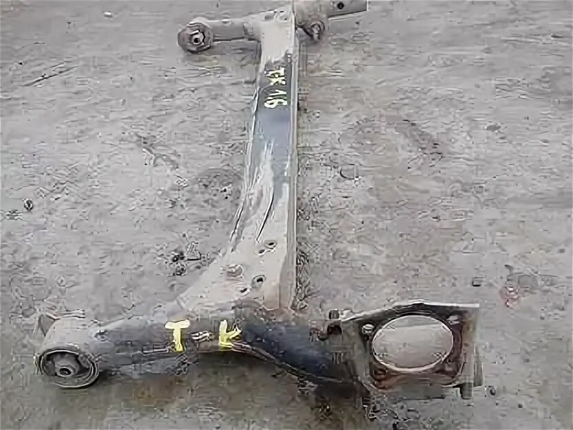 Балка тойота королла 120. Балка на тойота королла 120 кузов. Задняя балка тойота королла е120. Задняя балка тойота королла 120 кузов. Задняя балка toyota corolla 120.