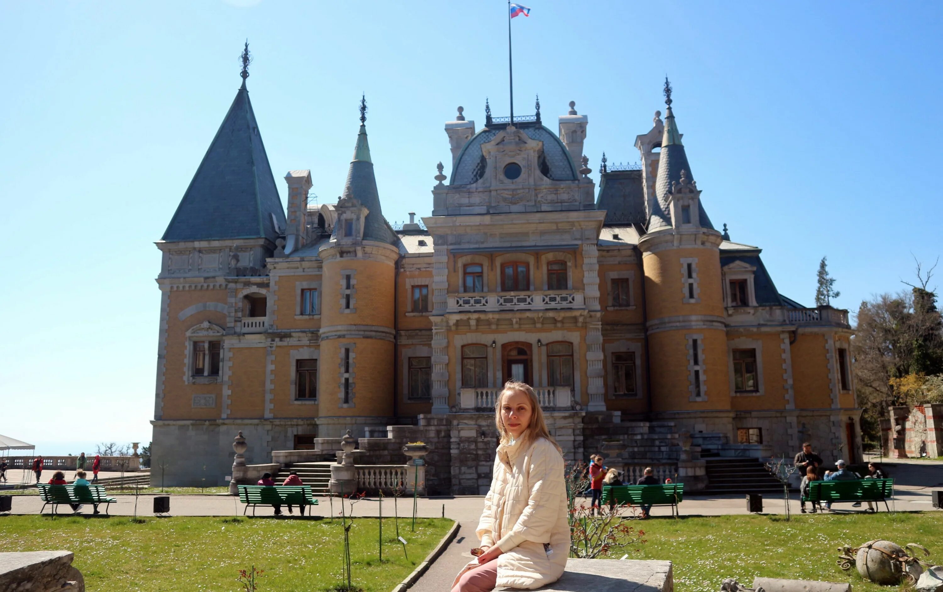 Красивые замки пелеш. Усадьба пашковых в ветошкино. Настоящий дворец. Замок королевы румынии тихое гнездо. Настоящий дворец.