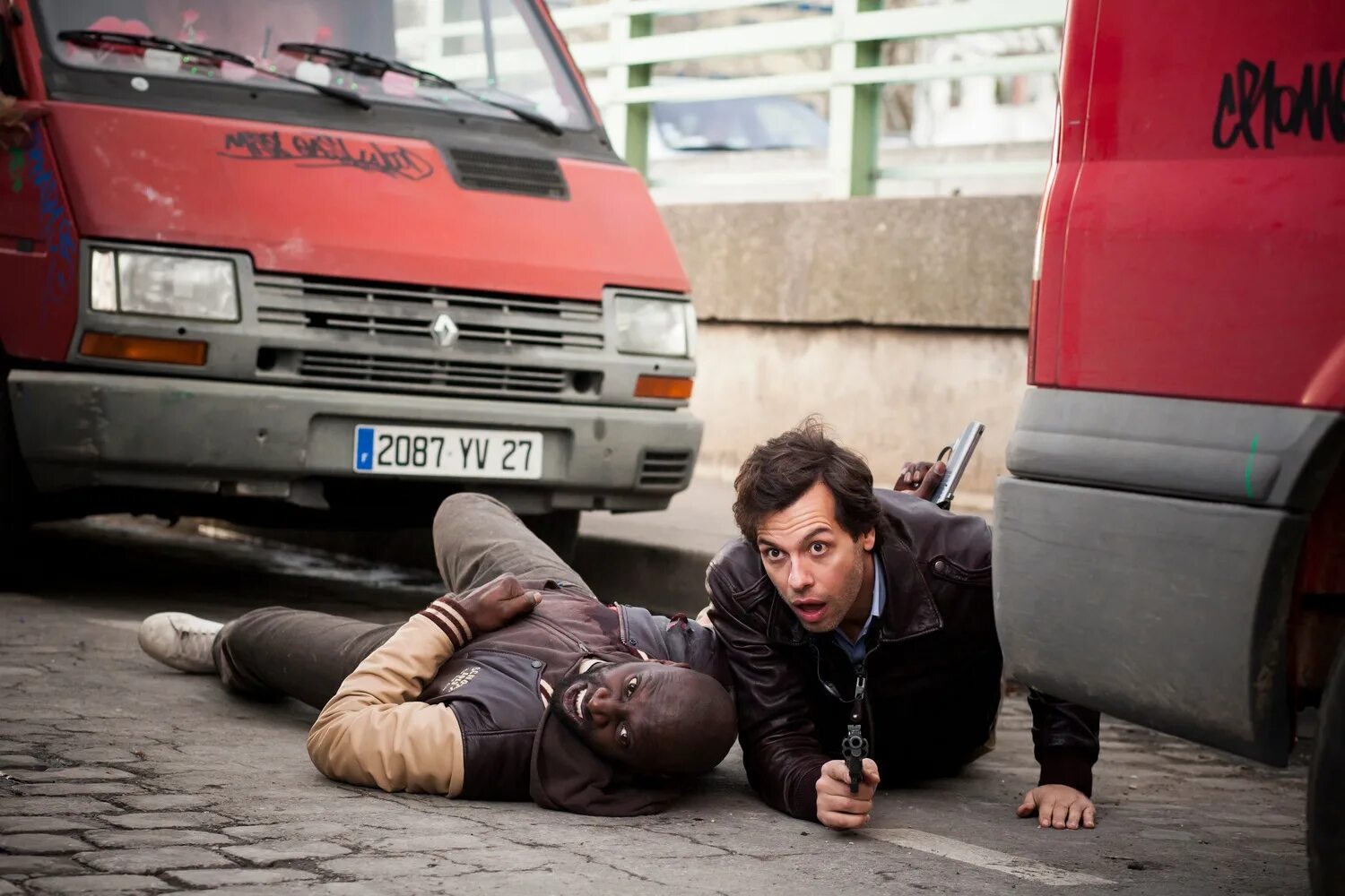 шутки в сторону / de l'autre côté du périph. шутки в сторону 2 фильм 2022. шутки в сторону (2012). шутки в сторону (2012). шутки в сторону комедия.