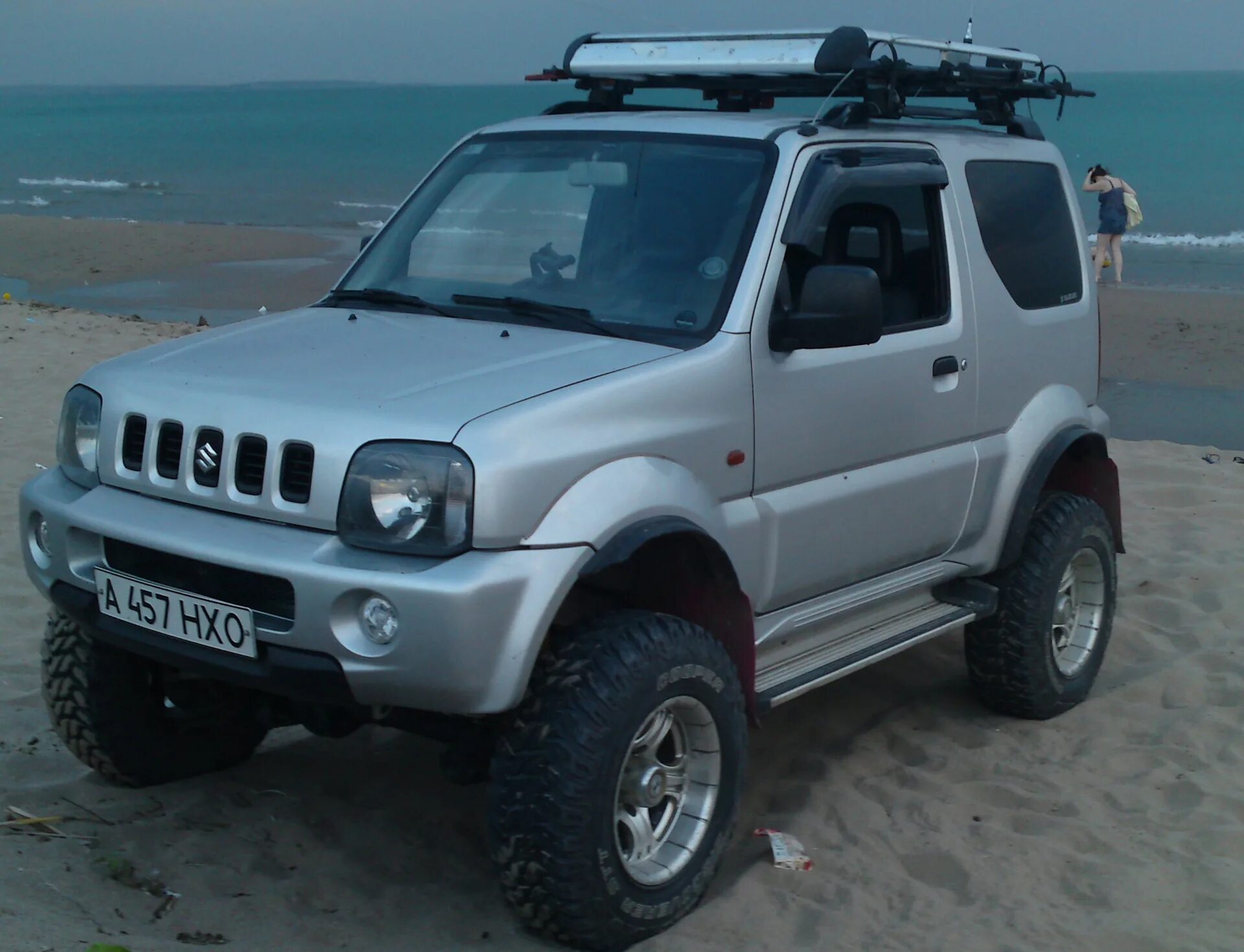 Suzuki Jimny. Сузуки Джимни Вайд. Сузуки Джимни Сиерра. Пороги на Сузуки Джимни. Джимни в приморском крае