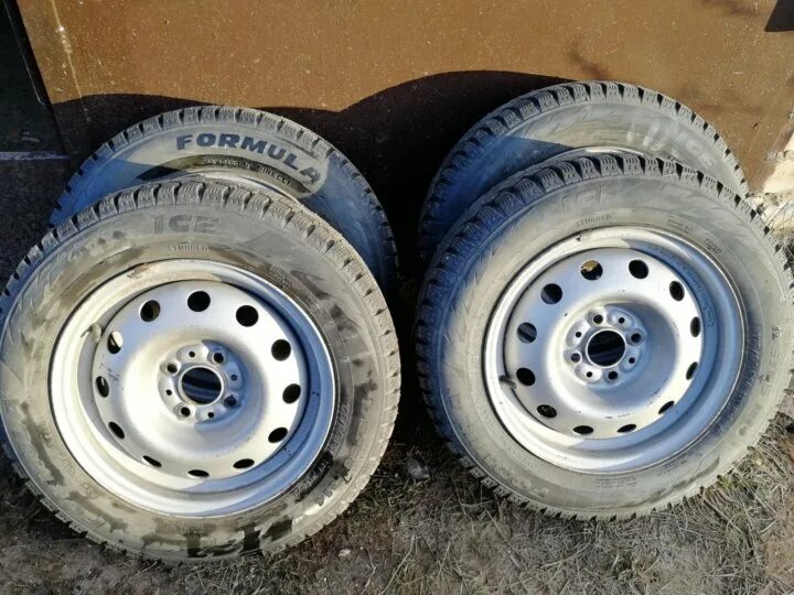 Шины р 14 б у белебей. Колеса r14 165 70. 165/55 r14. Сколько стоят 14 колеса. Сколько стоят 14 колеса.