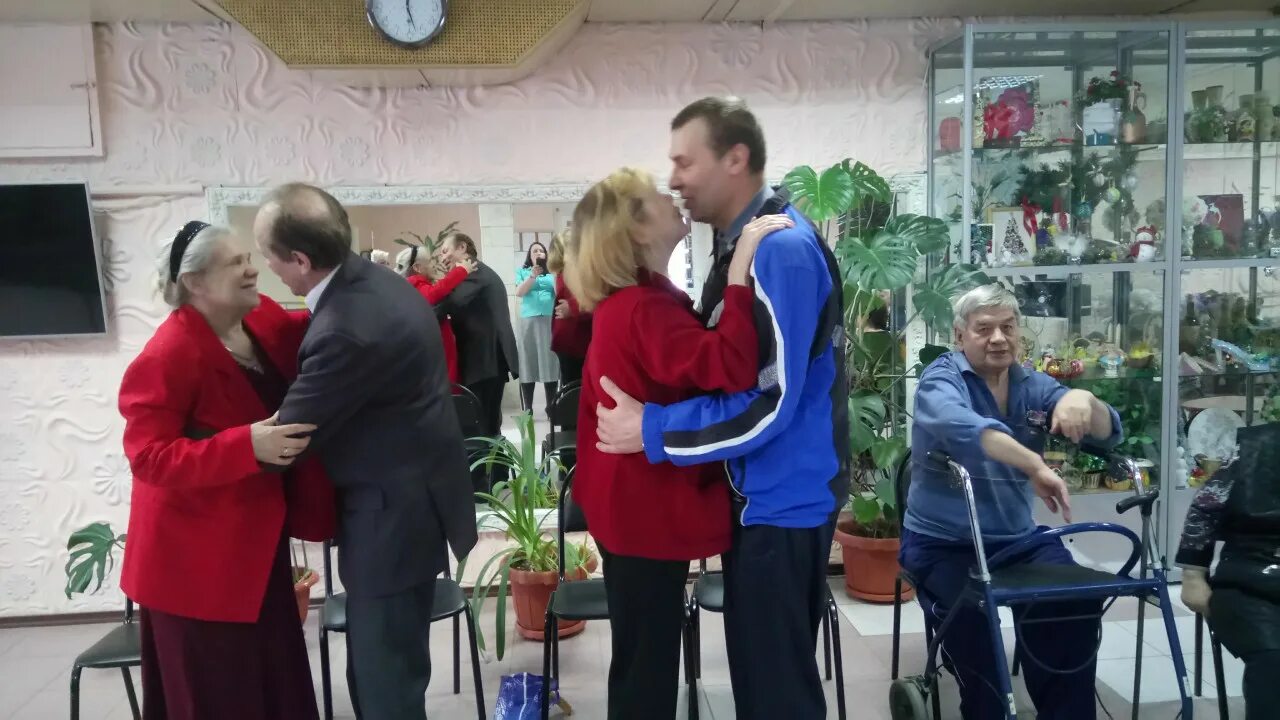 Мурманский дом инвалидов. Мурманский дипи. великолукский дипи. защитник отечества клуб инвалидов в доме престарелых в мурманске.