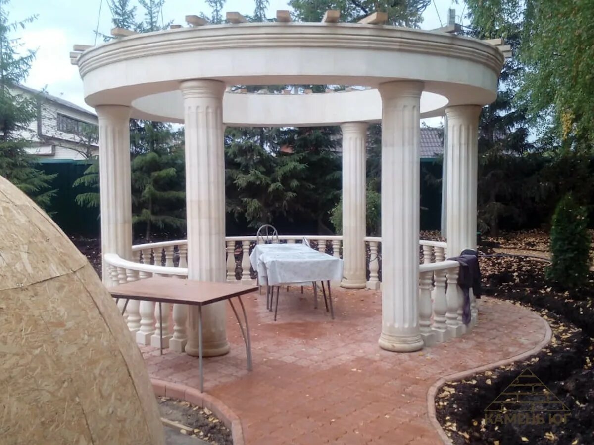 Ротонда круглая беседка. Беседка брусовая gazebos. Ротонда екатерининский парк. Ротонда «беседка шамиля». Круглая беседка.