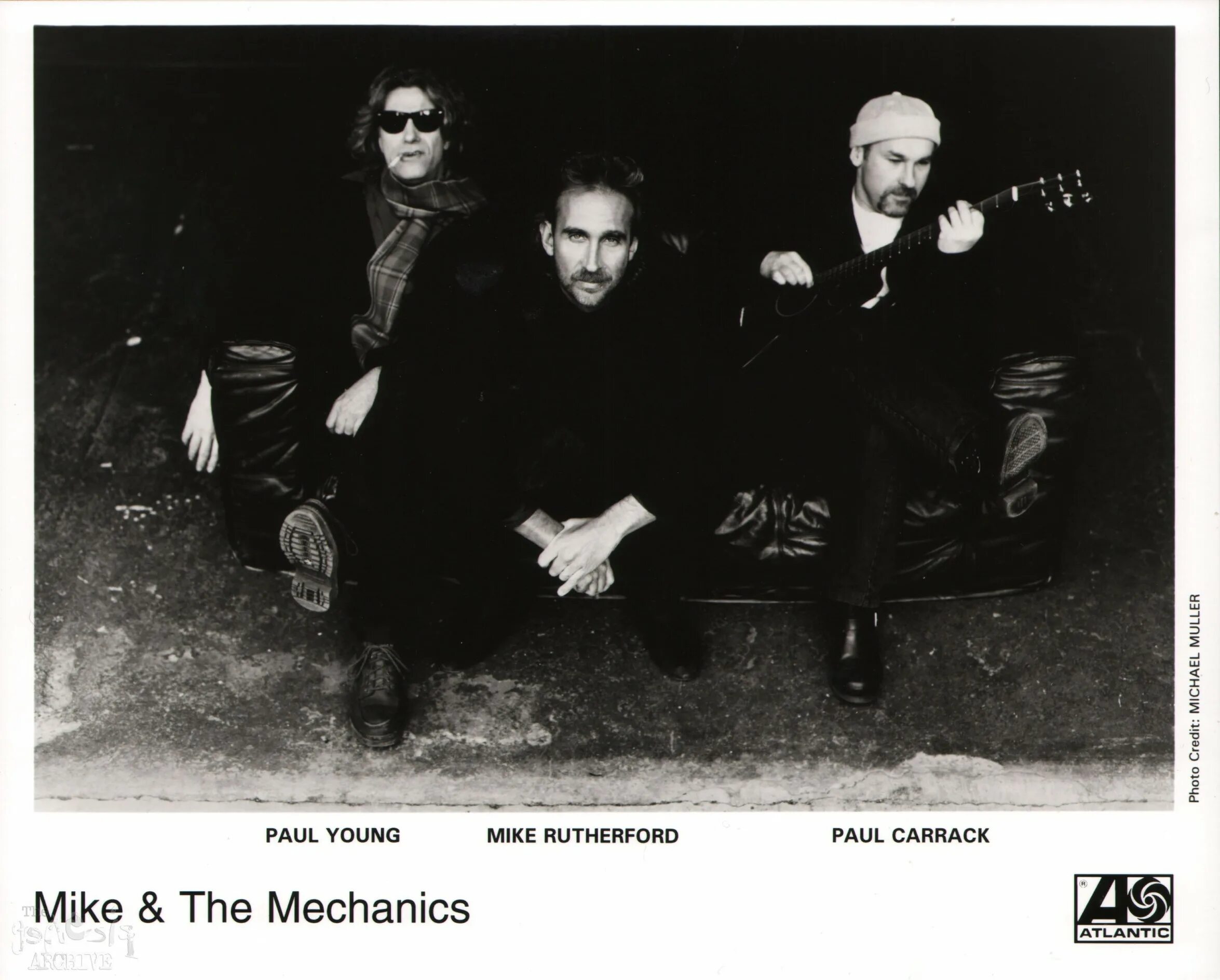 Mike mechanics another cup. Группа mike + the mechanics. mike rutherford. paul young mike + the mechanics. mike + the mechanics discography.