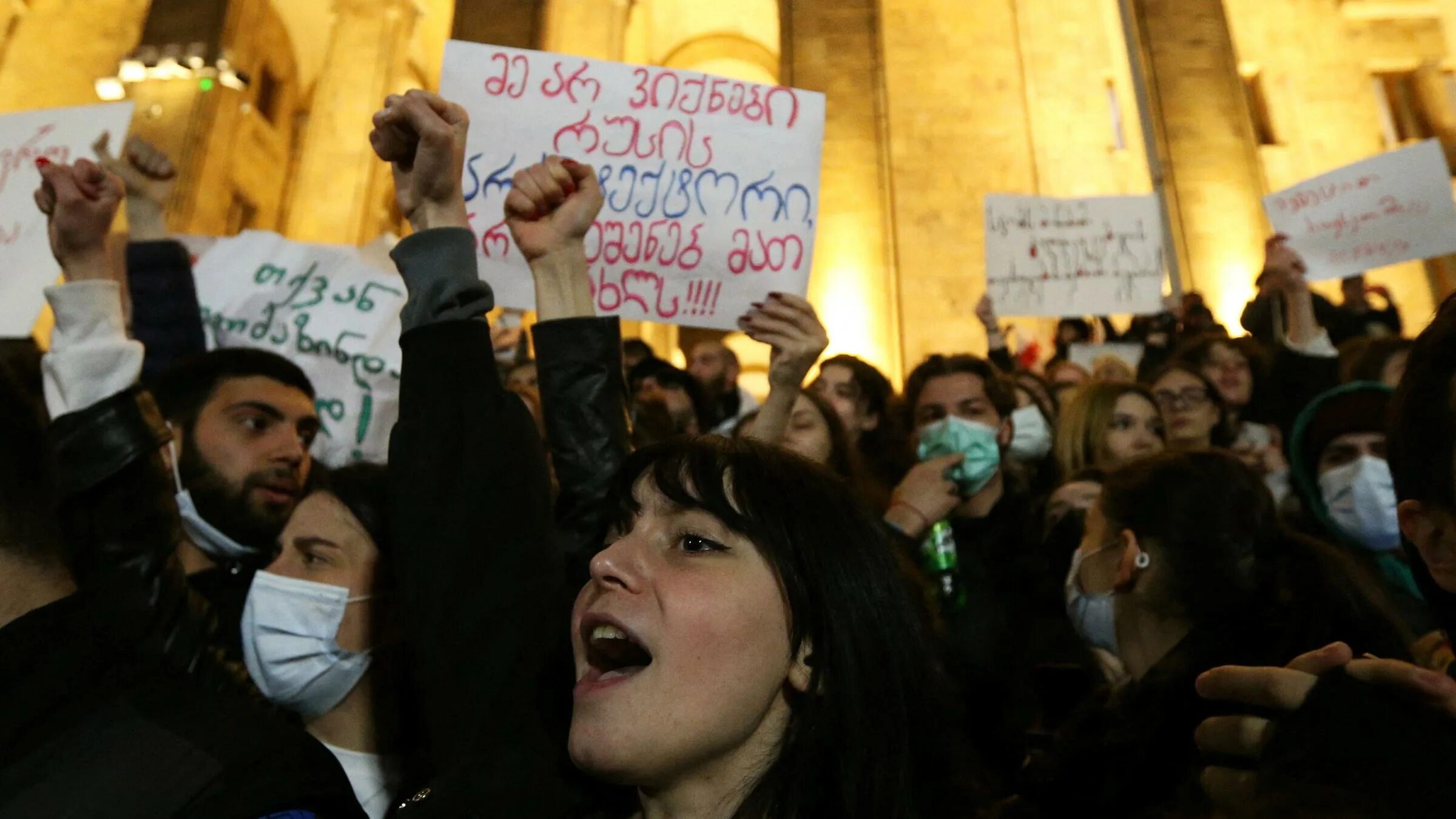 Грузия протестующие. Грузинские митинги. Протесты в Грузии. Демонстрации в Грузии. Грузия власть