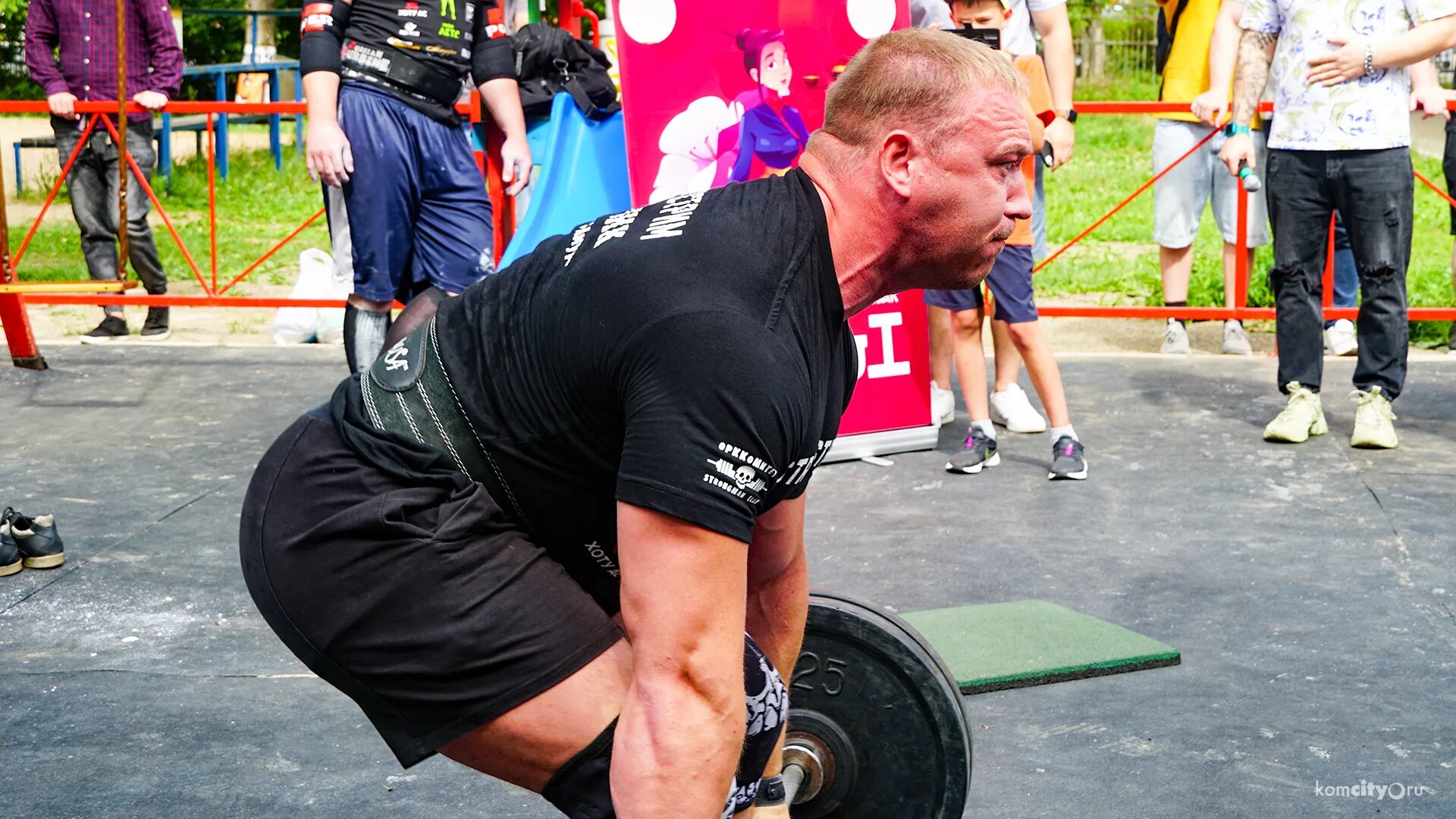 Геймификация в образовании. Гиревой спорт техника рывка. Развлекай и властвуй. Участник поднять. Участник поднять.