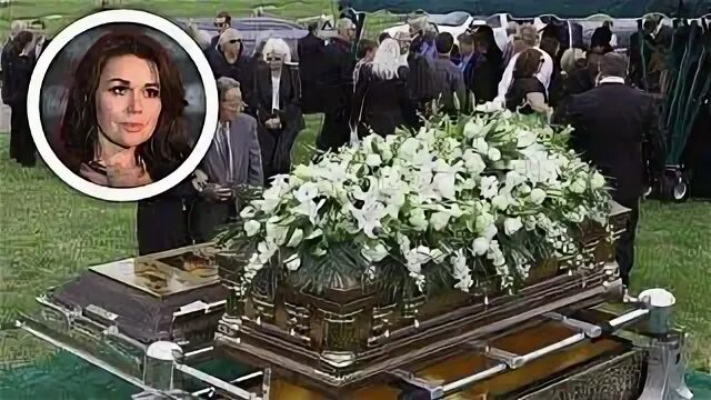 Похороны заворотнюк 2023. Младшая дочь на могиле заворотнюк. Младшая дочь на могиле заворотнюк. Младшая дочь на могиле заворотнюк. Похороны заворотнюк 2022.