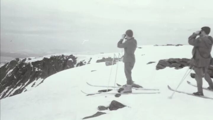 Антарктида экспедиция 1912. Экспедиция челюскина 1933. Сибирские первопроходцы 17 века. Семён челюскин географические открытия. Экспедиция медленно.