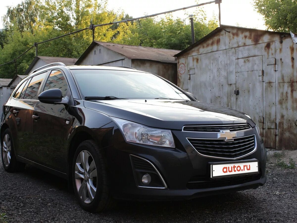 Chevrolet Cruze 2013 универсал черный. Chevrolet Cruze 1 Рестайлинг универсал. Машина Шевроле Круз с 353 кв. Чёрный Chevrolet Cruze к722ов196. Круз универсал 1.8