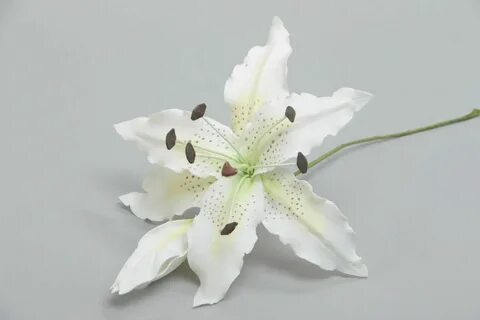 Лилия из фоамирана фото