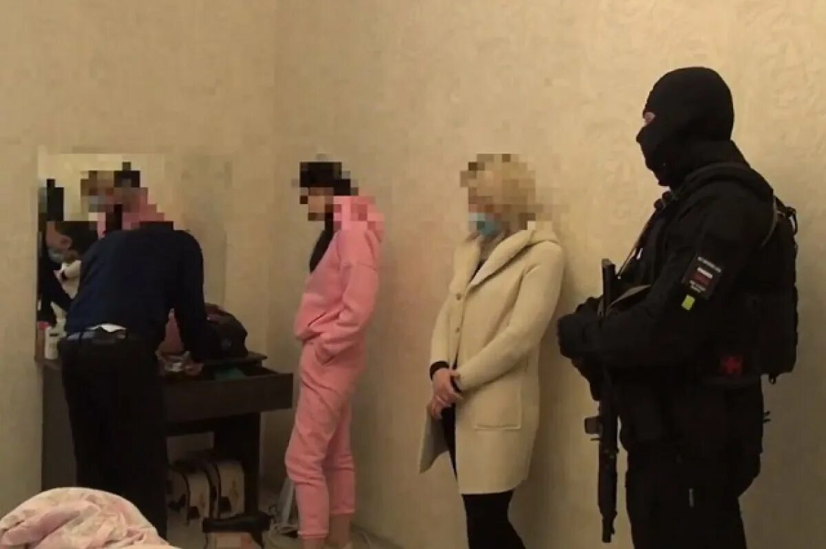 Деньги кбр. Генералы взяточники. Следователь нальчик. Деньги рф. Преступник рецидивист.