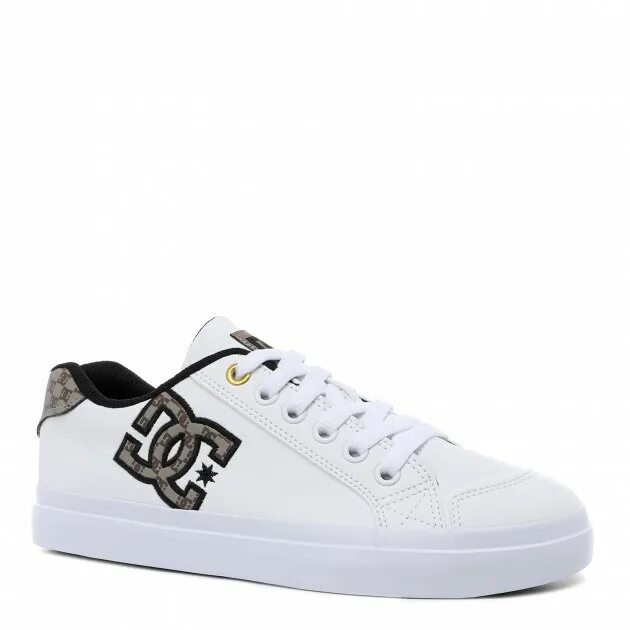 Dc white. DC Shoes кеды белые. DC Shoes белые кеды мужские. DC Shoes кеды женские кроссовки. Quicksilver DC кроссовки кеды белые.