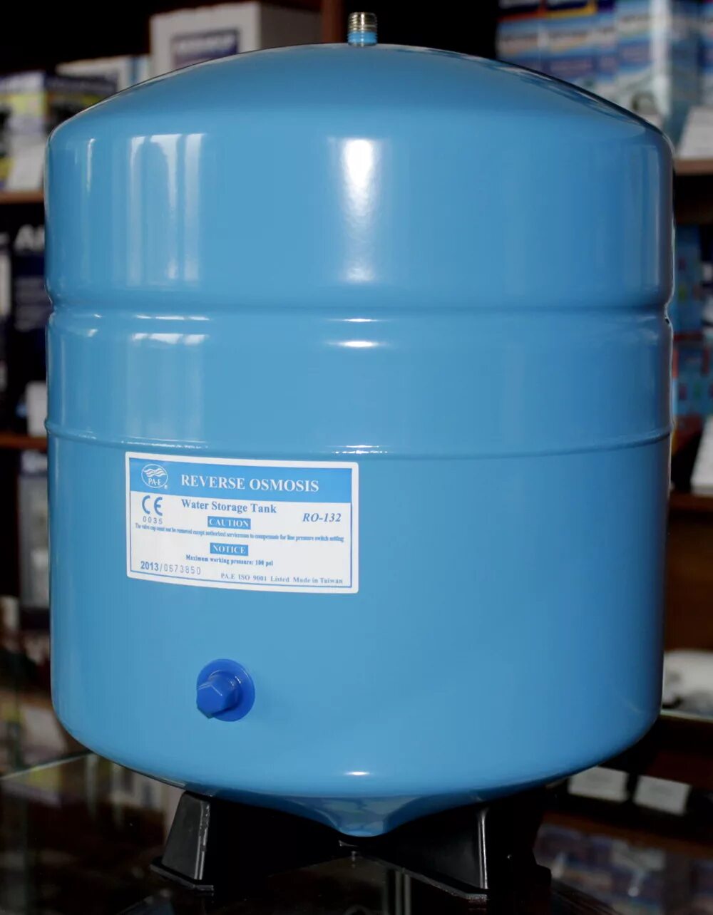 Водоочиститель "посейдон-осмо-50" мет. Накопительный бак аквафор осмо. Бак осмо. Система очистки посейдон осмо. Бак для осмоса аквафор накопительный.