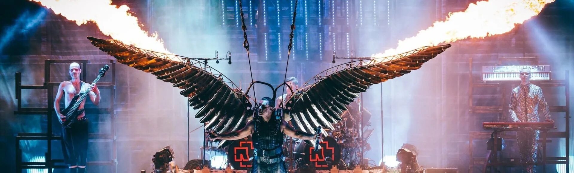 Rammstein live in america. Рамштайн концерт. рамштайн выступления. rammstein сцена. группа рамштайн концерт америка.