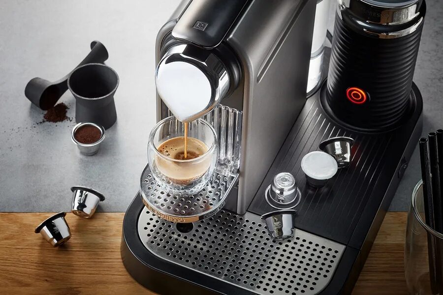 Кофе для кофемашины nespresso. Капсульные кофемашины Nespresso. Капсульная кофемашина Delonghi. Кофемашина Delonghi 2022. Кофемашины неспрессо капсульные Delonghi.