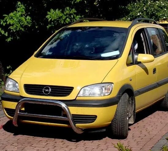 Opel zafira шины. Opel Zafira 99-05. Опель Зафира 2004. Опель Зафира 99 года. Зафира Опель Зафира 1999.