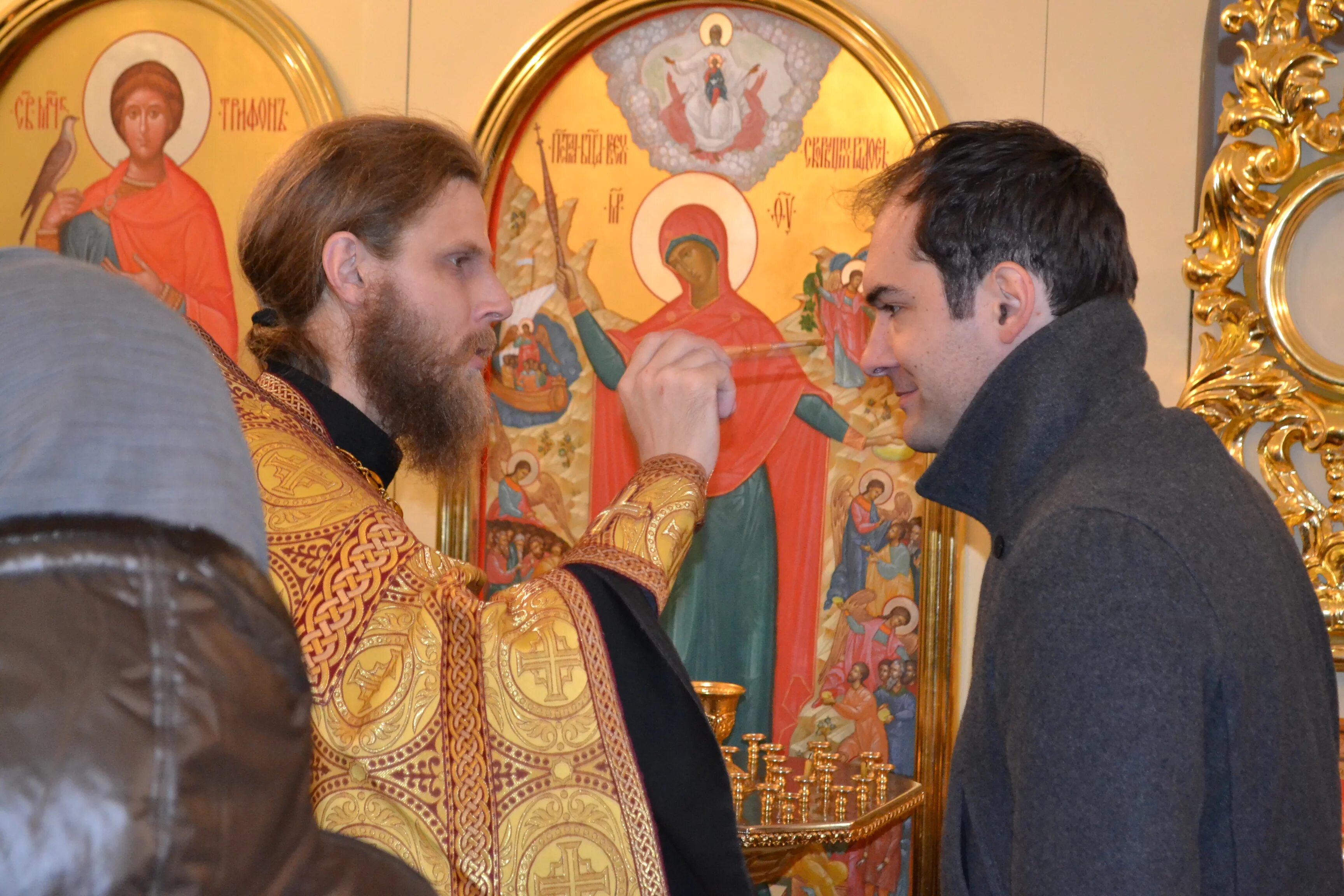 Храм Царственных страстотерпцев в Ясенево. Храм Царственных страстотерпцев в Ясенево расписание. Храм всех святых в Ясеневе. Храм страстотерпцы ясенево расписание