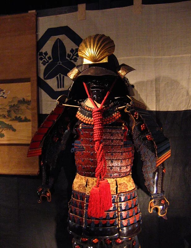 Типы самураев. Доспех самурая япония 18 век. 47 ронинов самурай в доспехах. Типы самураев. Самурайские доспехи оружие и снаряжение самурая.