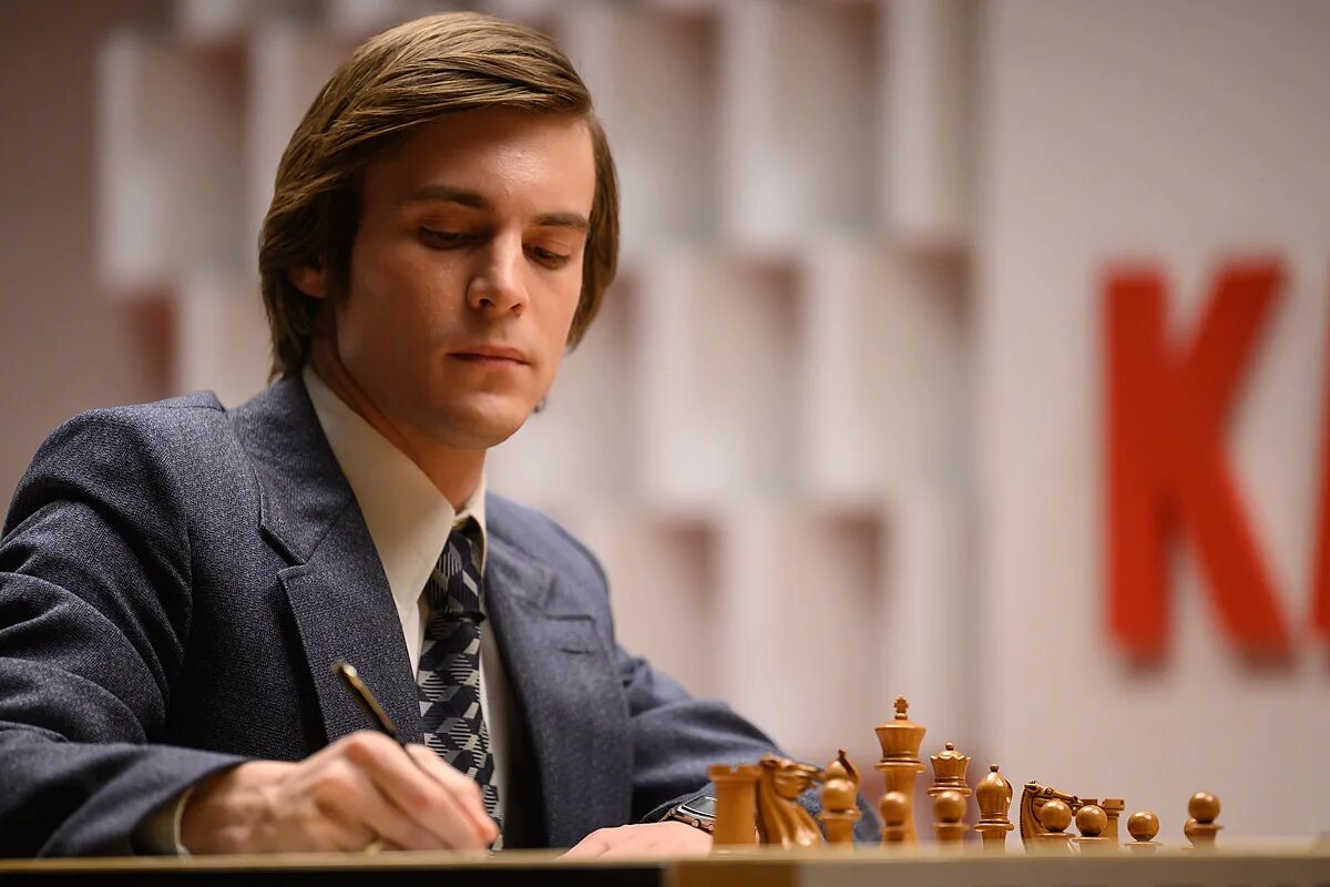 Хабенский янковский шахматы. Янковский шахматист. Хабенский янковский шахматы. Хабенский янковский шахматы. Янковский шахматист.