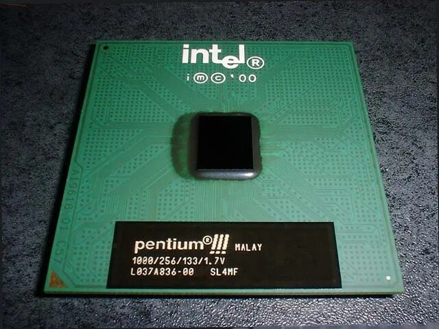 Intel pentium 3 пк. Процессор pentium iii. Процессор пентиум 2000. Pentium 3 500 mhz. Pentium 3 tualatin.