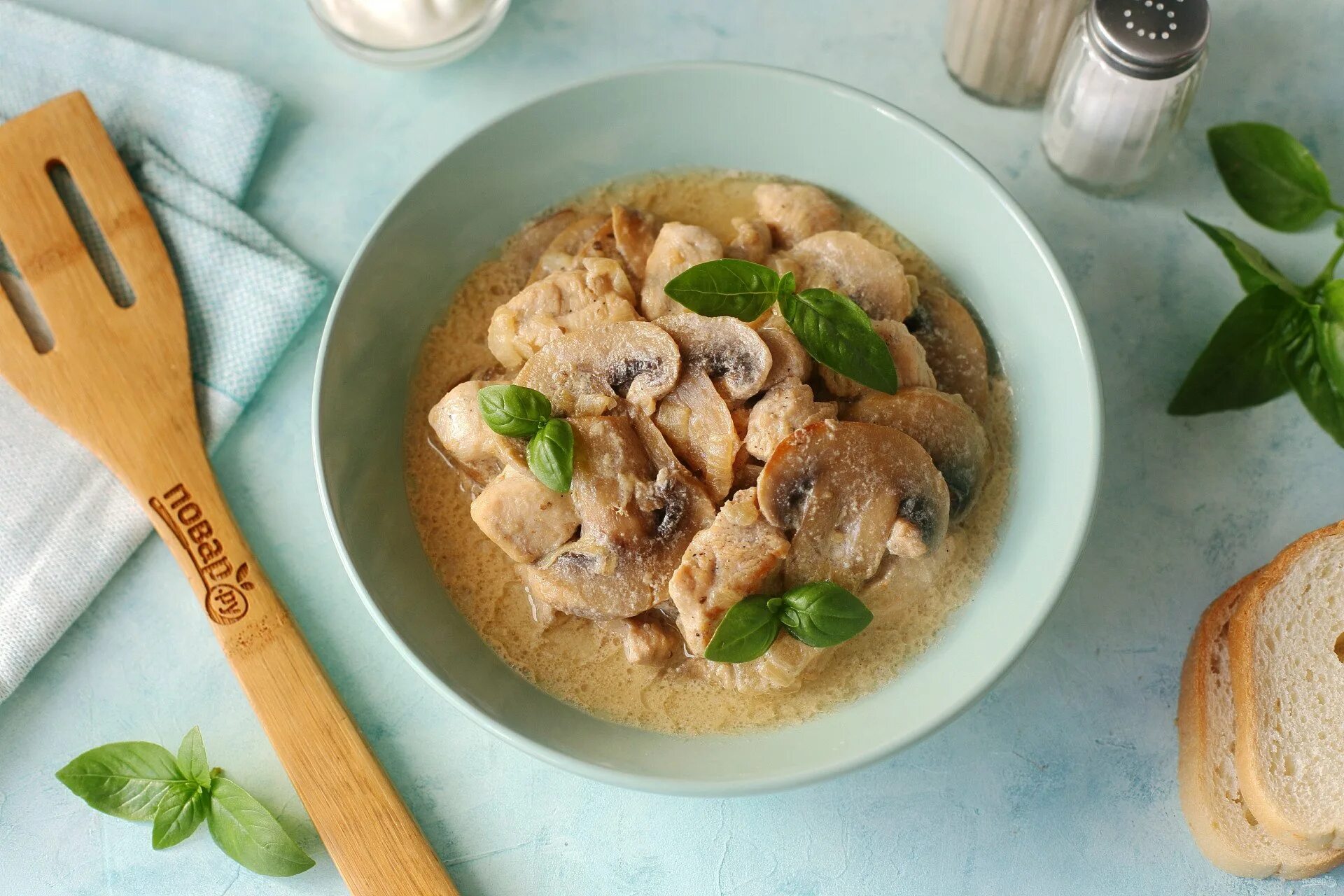 Грудка с шампиньонами. Куриная грудка с шампиньонами. ПП грудка с шампиньонами. ПП шампиньоны.