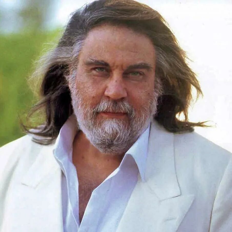 Вангелис в молодости. Vangelis 2022. Вангелис музыка слушать. Вангелис музыка слушать. Греческий композитор вангелис.