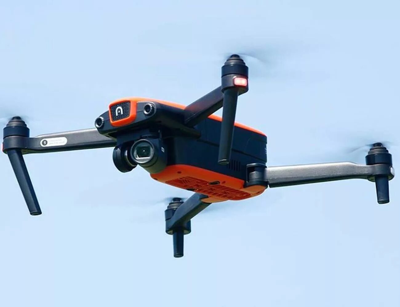 Квадрокоптер evo max 4t. Autel robotics evo. квадрокоптер autel evo max 4t. аутель ево 2. бпла аутель.