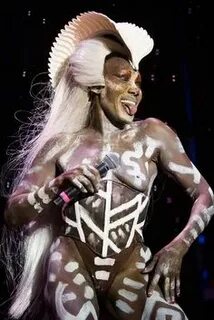 Meet The Makeup Artist Who Painted Grace Jones' Naked Body. 