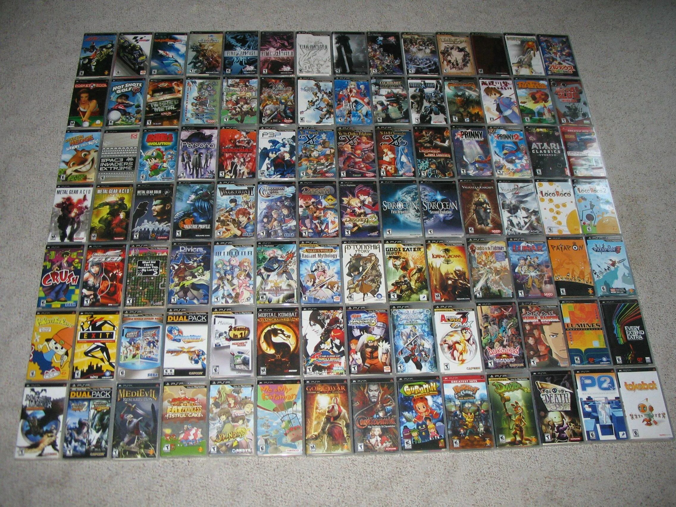 Диски для псп. Psp коллекция. Psp green. Коллекция_игровых_дисков. Все эксклюзивы на psp главным героиня.