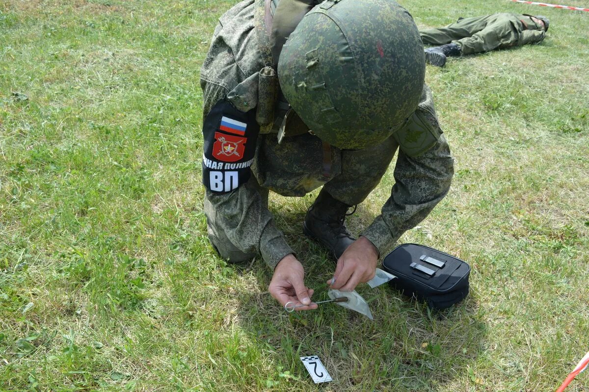 Военная полиция. Военный дознаватель военной полиции. Комендант военной полиции. Дознаватель военной полиции. Полиции остановите военные