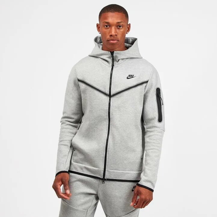 Найк fleece. Nike Tech Fleece серый. Nike Tech Fleece Grey. ЗИП худи Nike Tech Fleece. Nike Tech Fleece Black Grey.