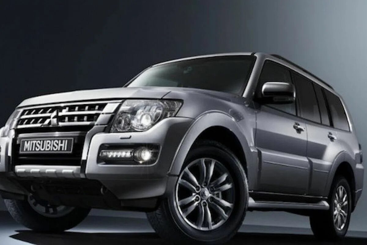 паджеро 4 годы выпуска. Mitsubishi pajero 5. Mitsubishi pajero 4. Mitsubishi pajero iv 2006 - 2011. митсубиси паджеро 4 2022.