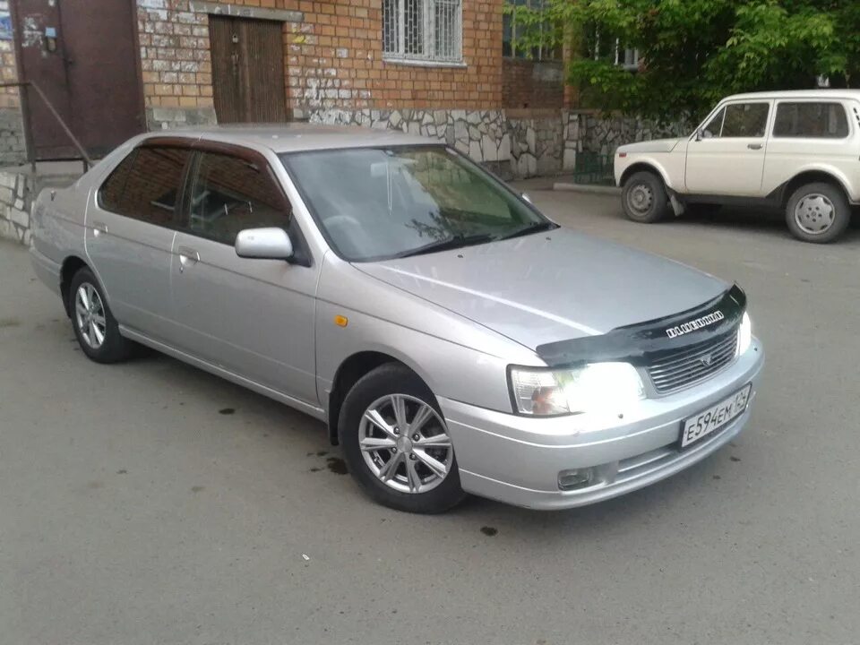 Nissan Bluebird u14. Nissan Bluebird u14 на стиле. Nissan Bluebird u14 на литье. Nissan Bluebird u14 диски. Ниссан блюберд купить в омске